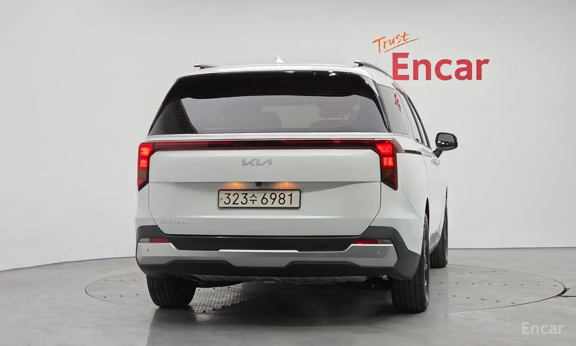 Kia Carnival 2023 9-Seater Prestige