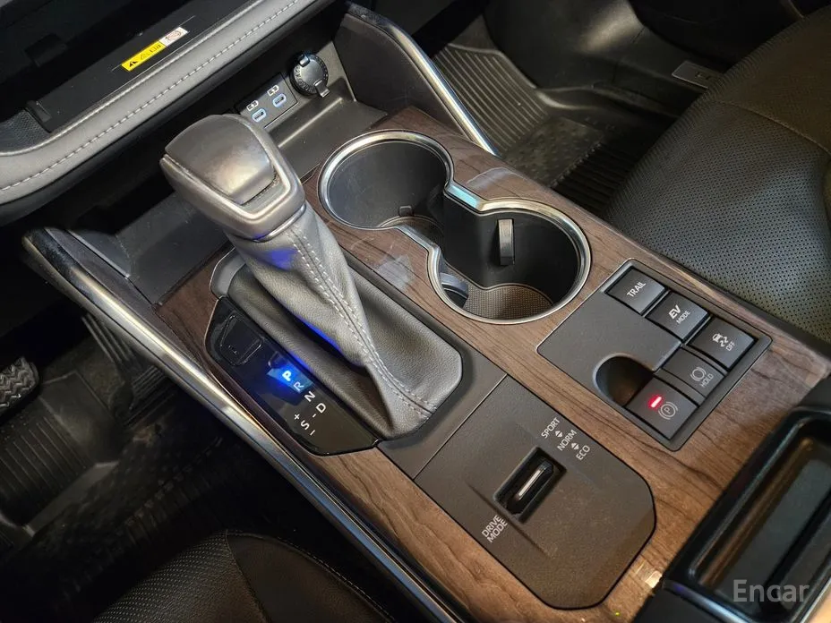 Toyota Highlander 2023 2.5 4WD Platimum