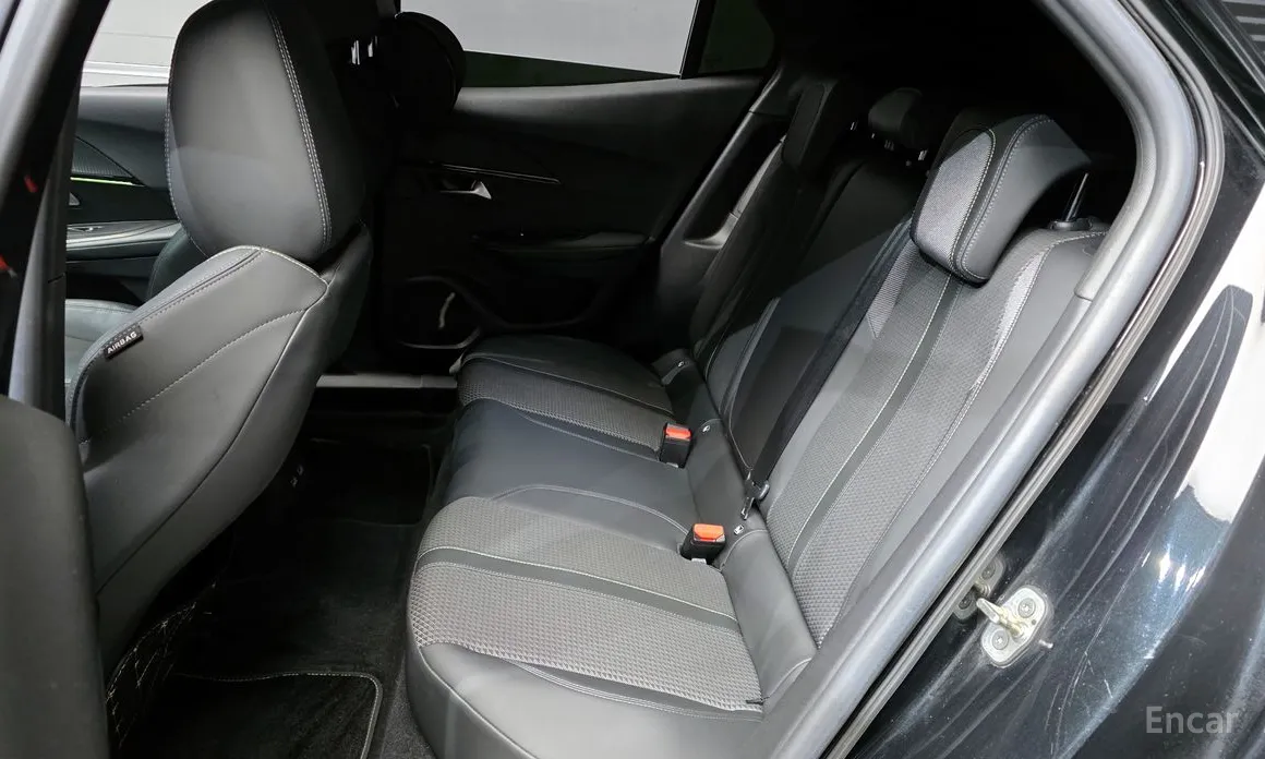 Peugeot 2008 2020 EV GT