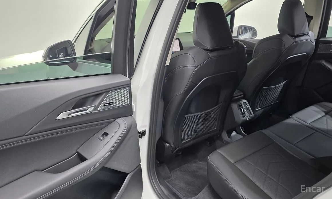 BMW 2 Series 2022 220i Luxury