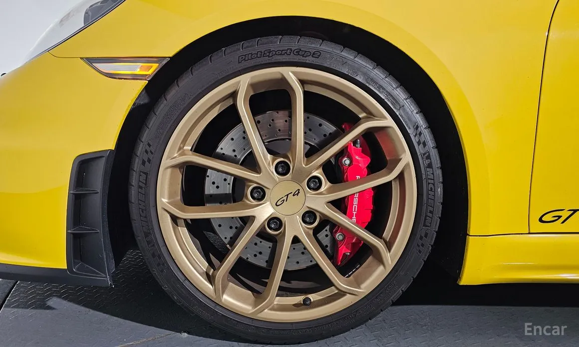 Porsche 718 2016 4.0 GT4