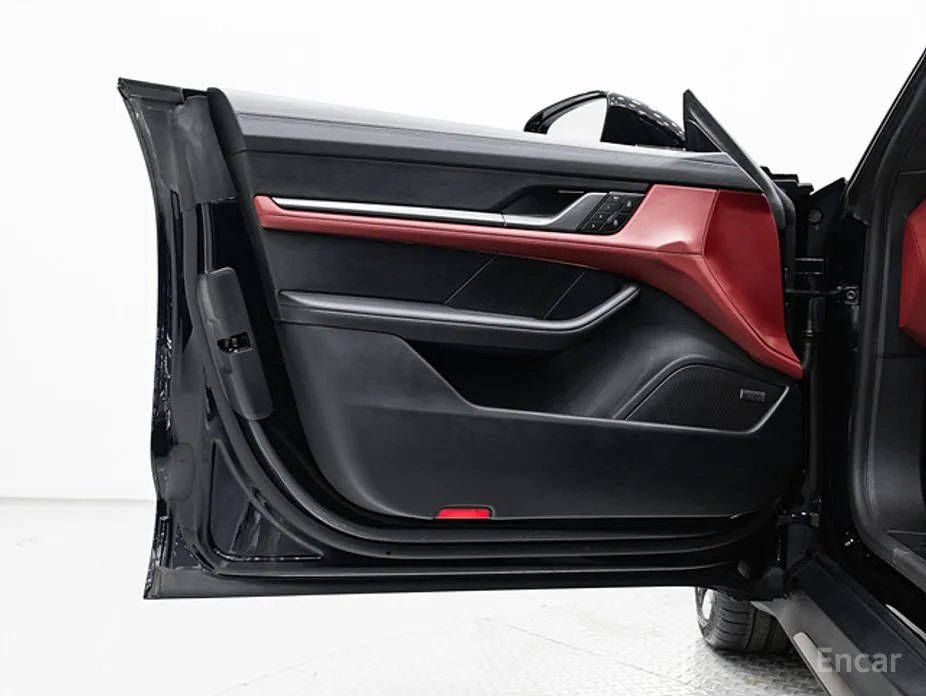 Porsche Taycan 2020 Turbo