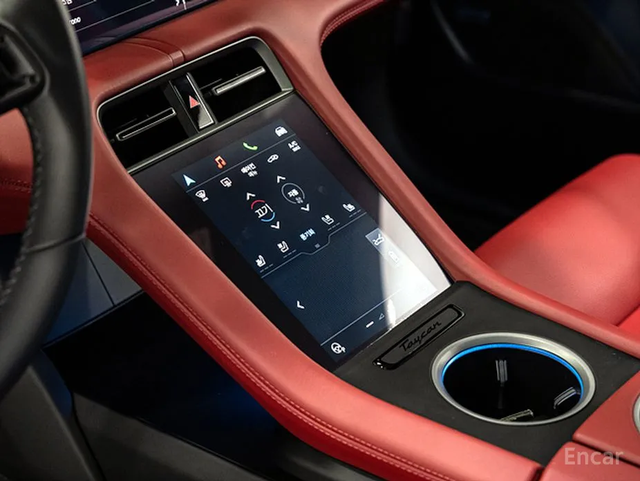 Porsche Taycan 2020 Turbo