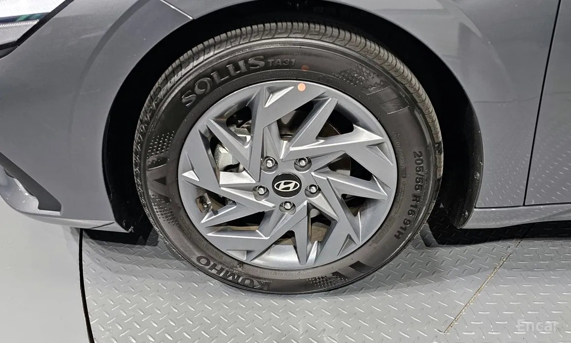 Hyundai Avante 2023 1.6