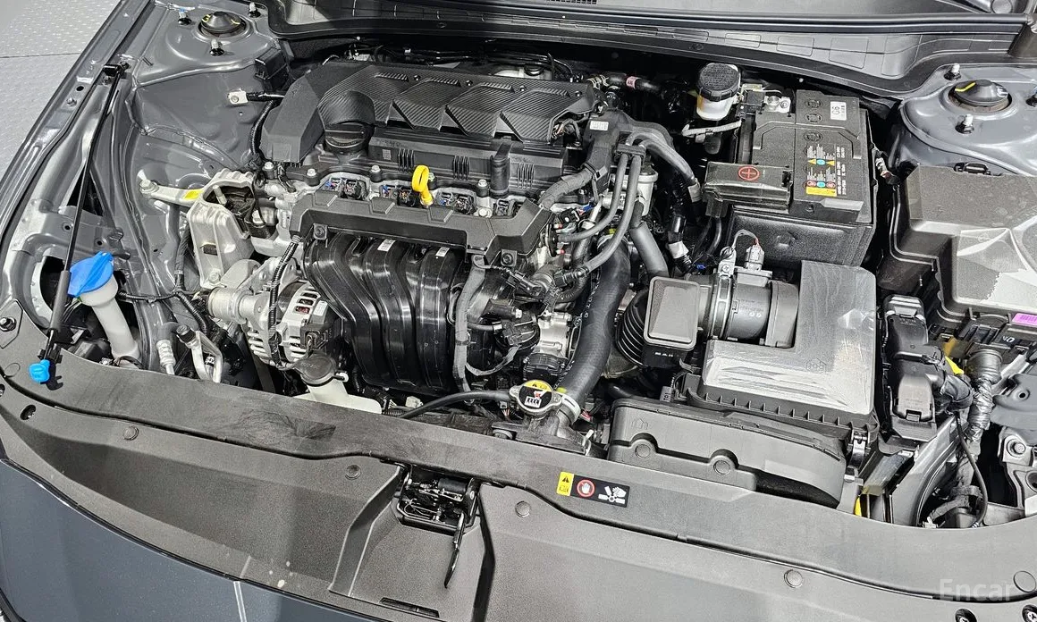 Hyundai Avante 2023 1.6