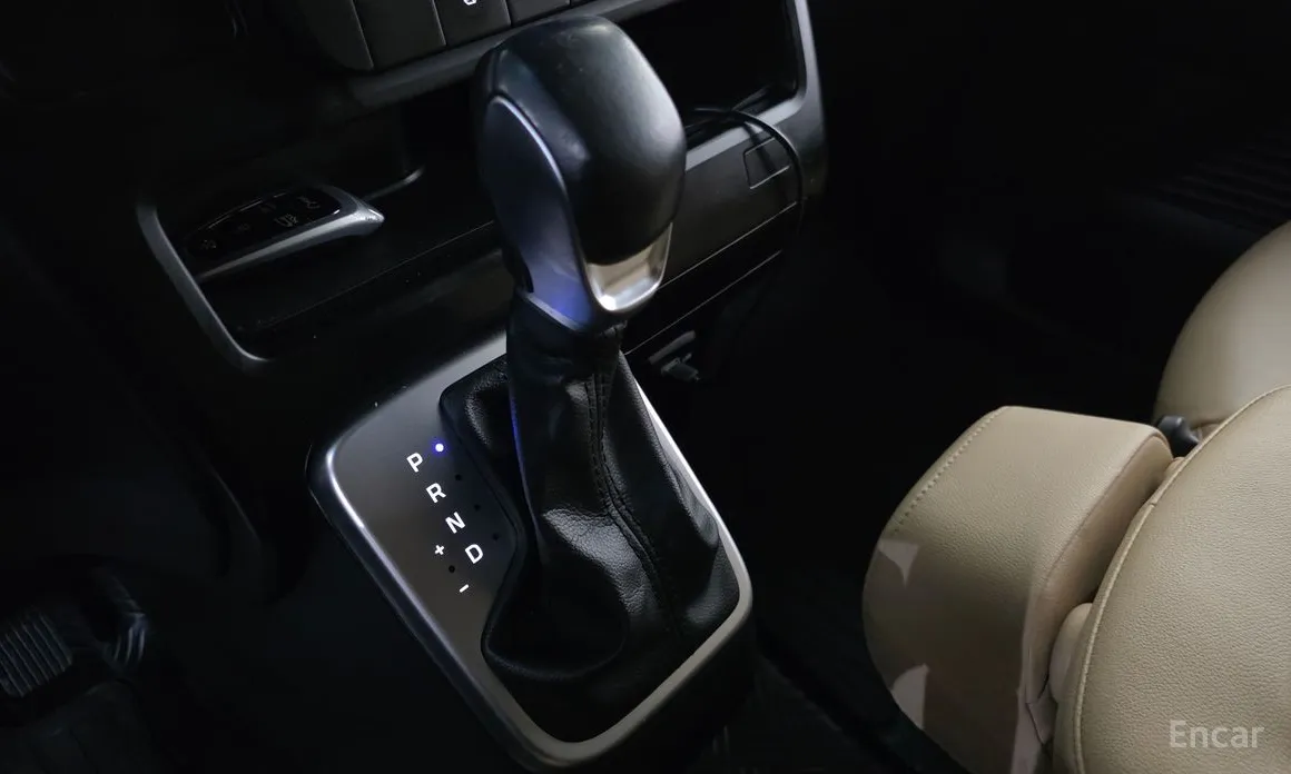 Hyundai Staria 2021 Cargo 3-Seater