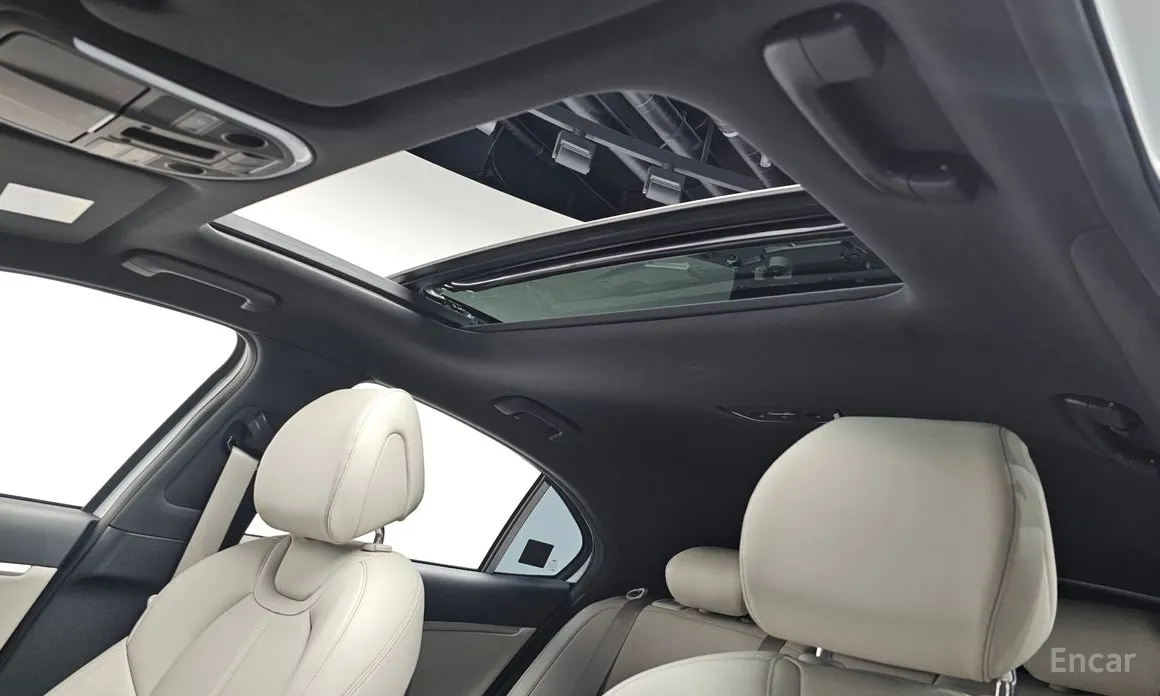 Genesis G70 2022 Gasoline 2.0T 4WD