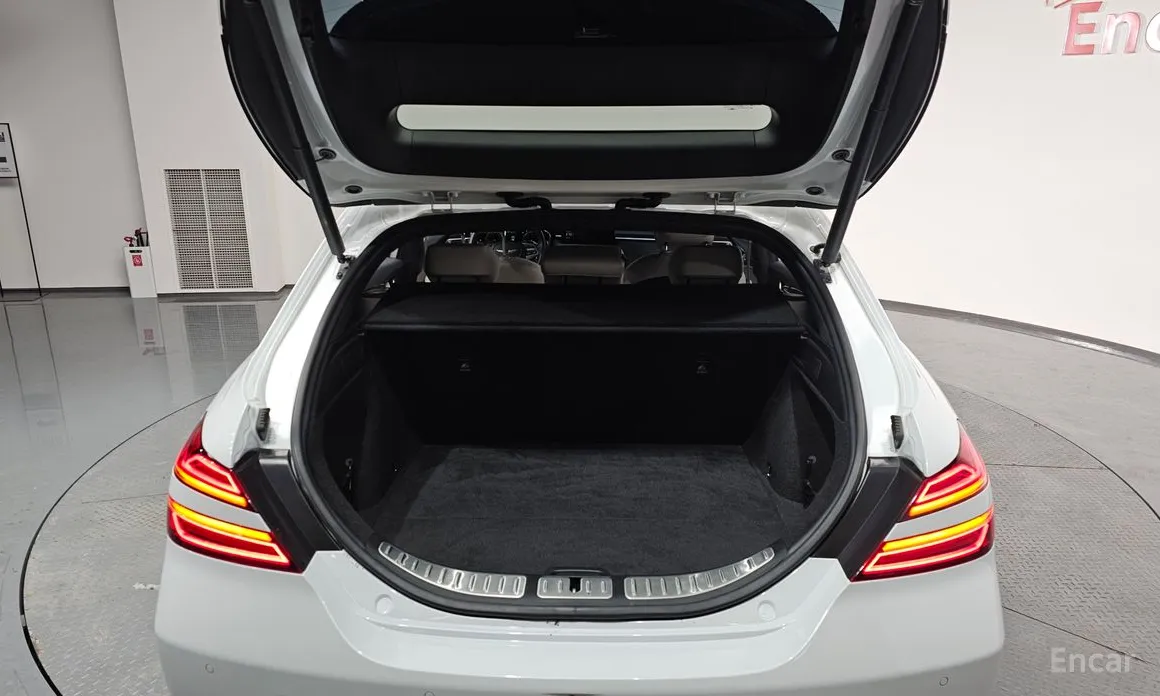 Genesis G70 2022 Gasoline 2.0T 4WD