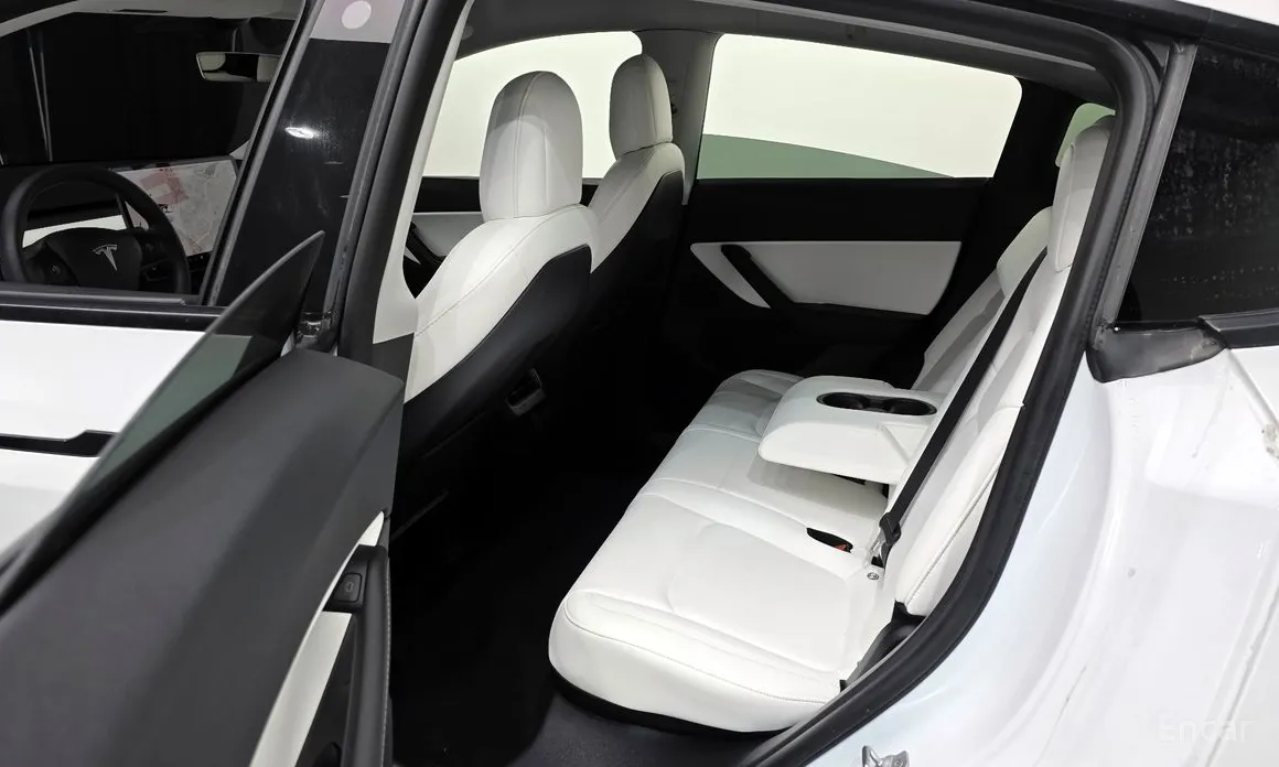 Tesla Model Y 2020 Standard Range