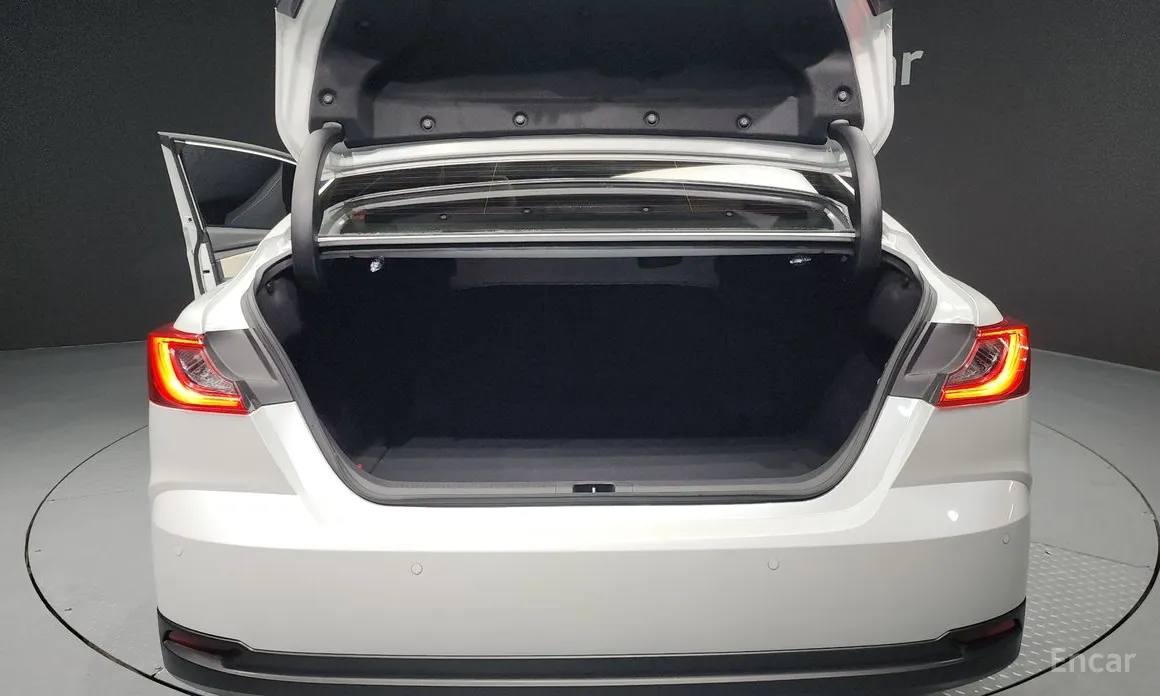 Toyota Camry 2024 2.5 XLE Hybrid