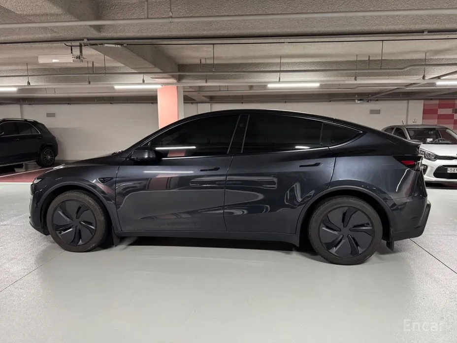 2020 Tesla Model Y