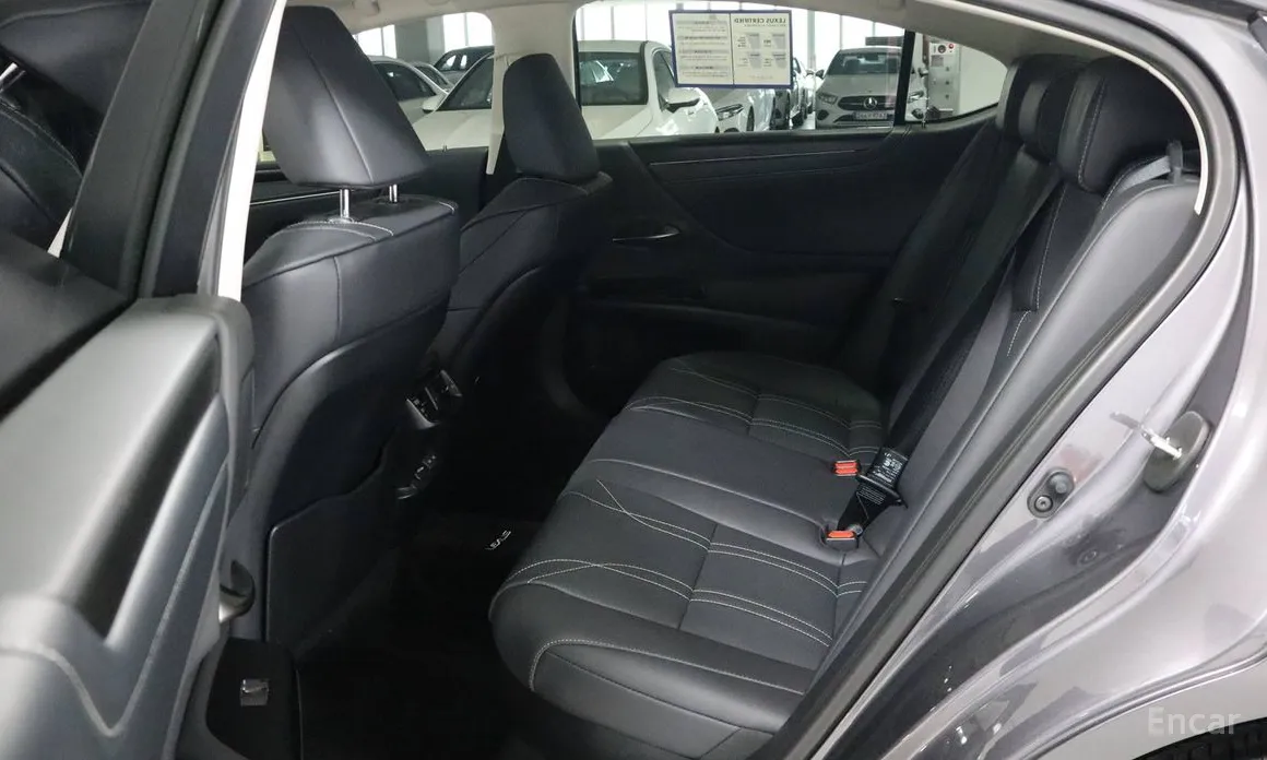 Lexus ES 2018 Luxury Plus