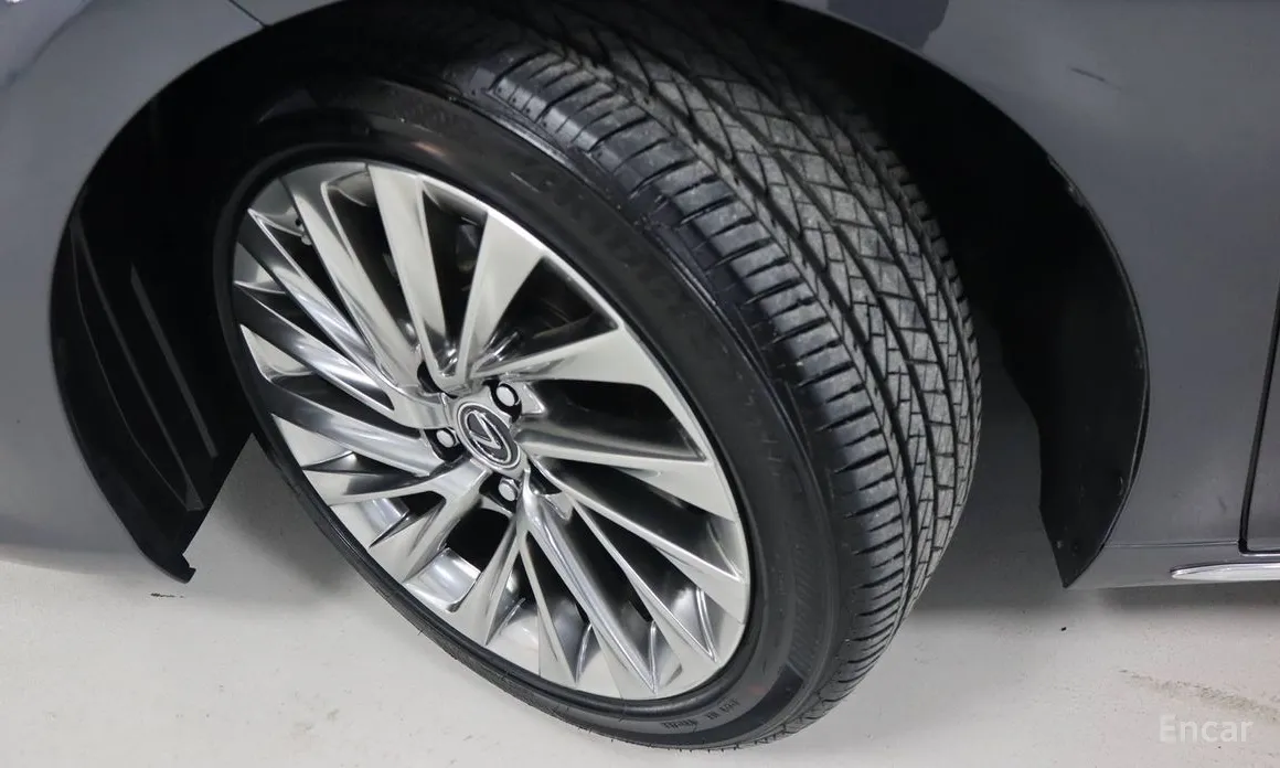 Lexus ES 2018 Luxury Plus