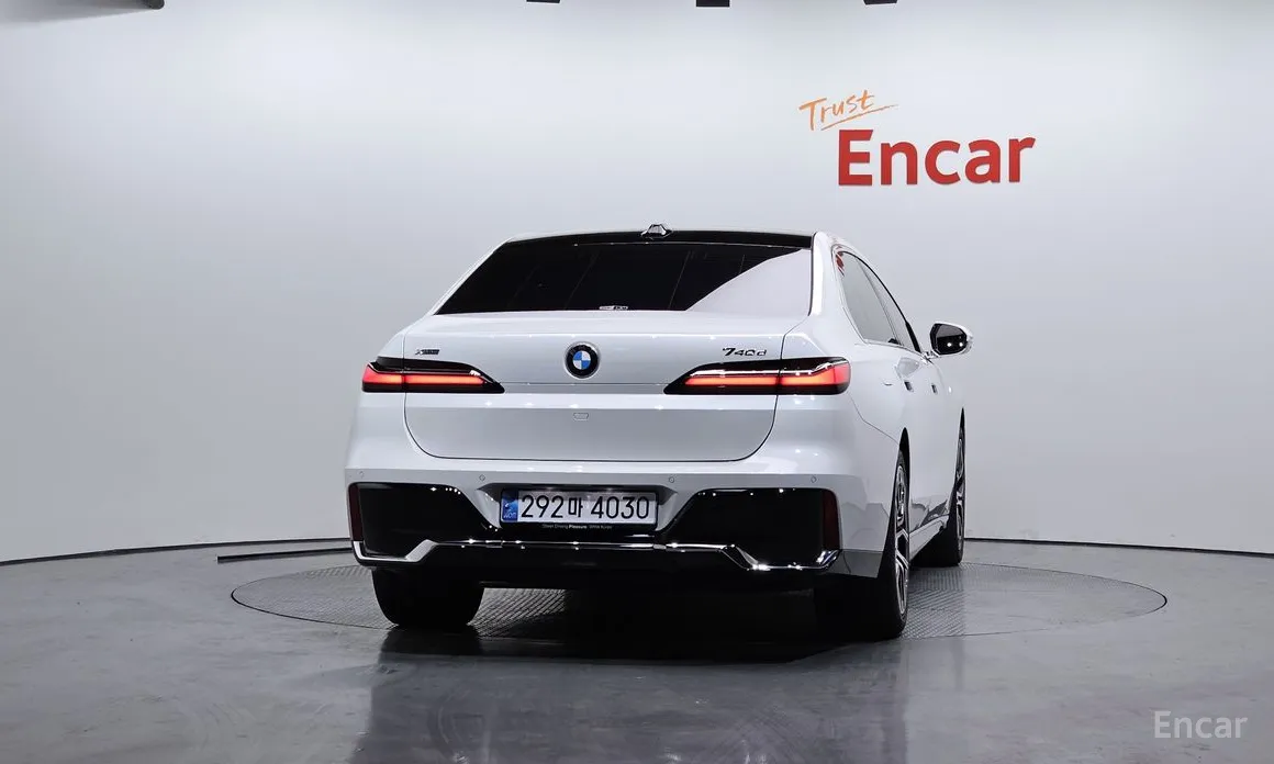 BMW 7 Series 2022 740d xDrive M Sport