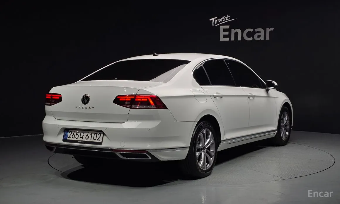 Volkswagen Passat 2018 2.0 TDI Premium
