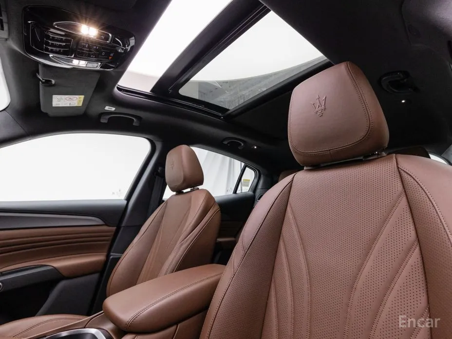 Maserati Grecale 2022 2.0 AWD GT