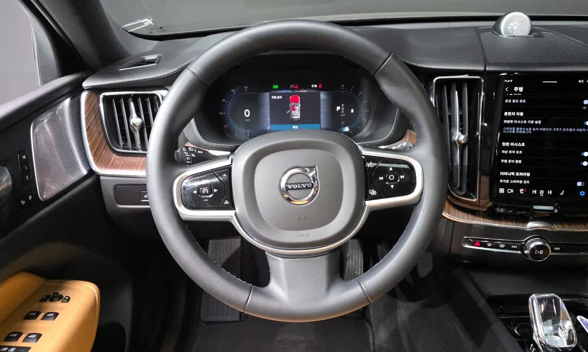 Volvo XC60 2017 B6 Ultimate Bright