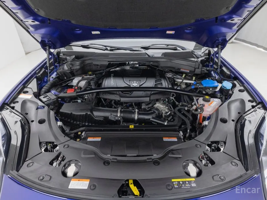 Maserati Grecale 2022 2.0 AWD GT