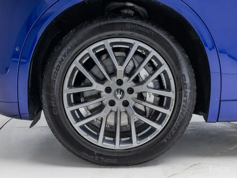 Maserati Grecale 2022 2.0 AWD GT