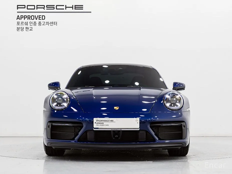 Porsche 911 2019 Carrera 4 GTS