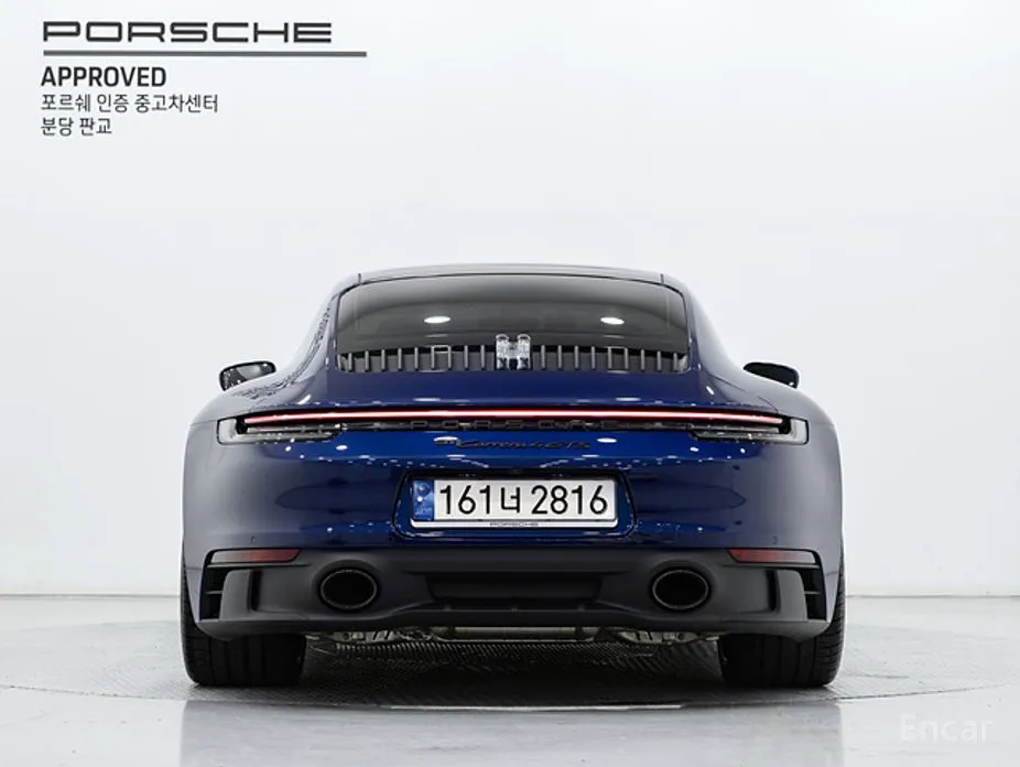 Porsche 911 2019 Carrera 4 GTS