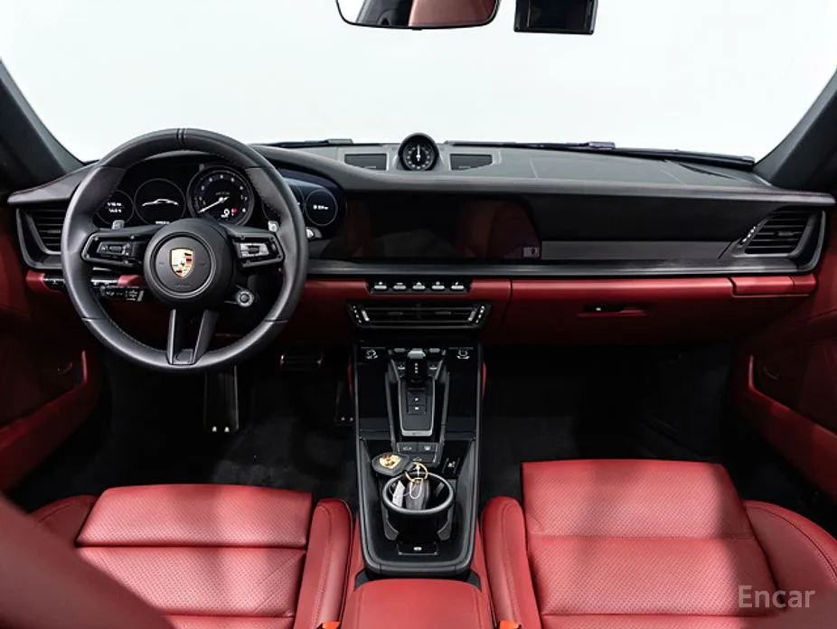 Porsche 911 2019 Carrera 4 GTS