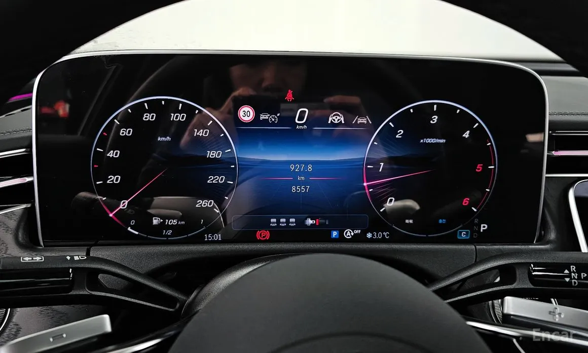 Mercedes-Benz E-Class 2024 E220d 4MATIC Exclusive