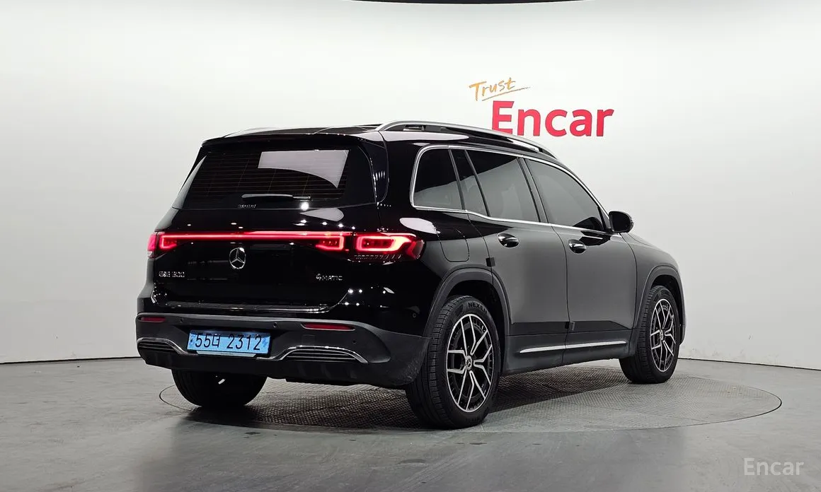 Mercedes-Benz EQB 2022 EQB300 4MATIC AMG Line