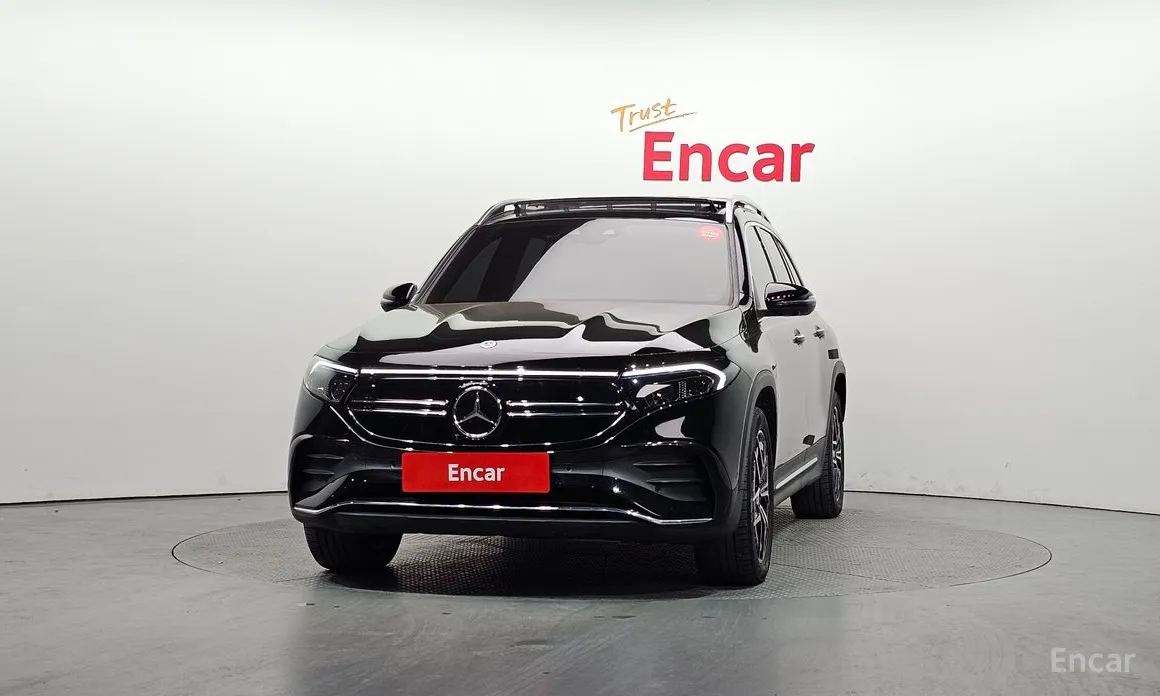 Mercedes-Benz EQB 2022 EQB300 4MATIC AMG Line