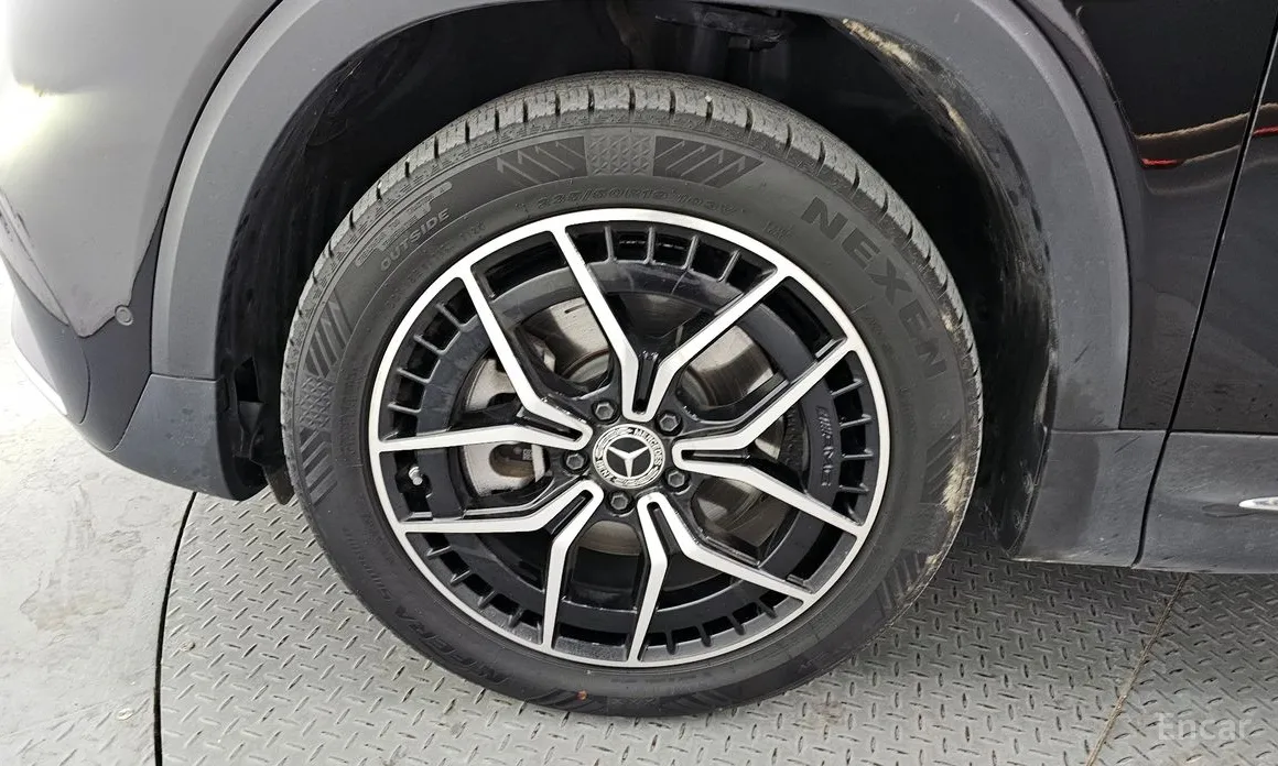 Mercedes-Benz EQB 2022 EQB300 4MATIC AMG Line