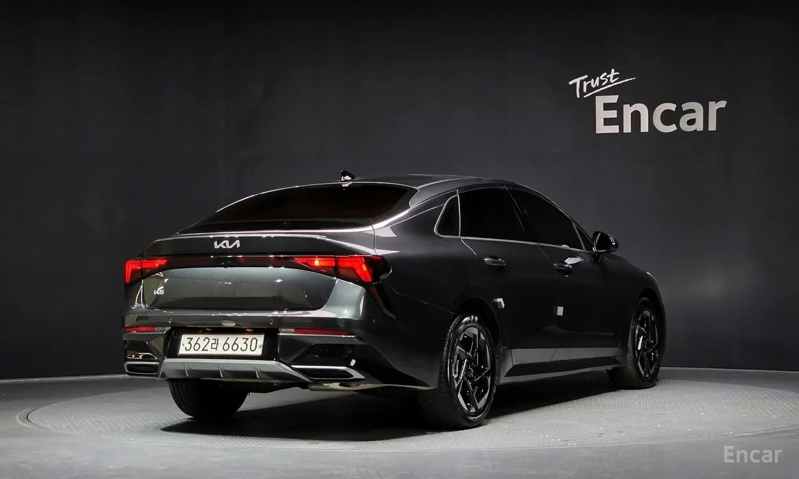 Kia K5 2023 2.0