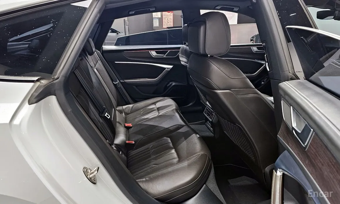 Audi A7 2018 55 TFSI Quattro Premium