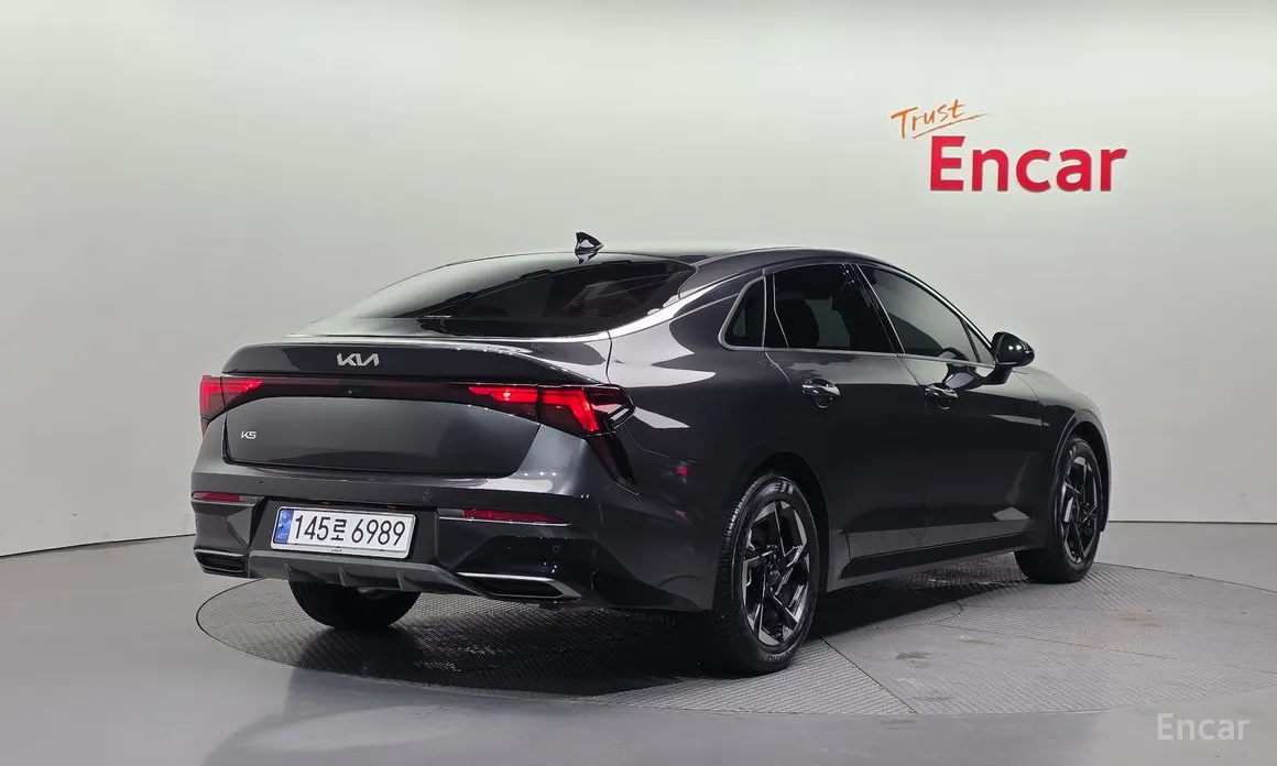 Kia K5 2023 2.0