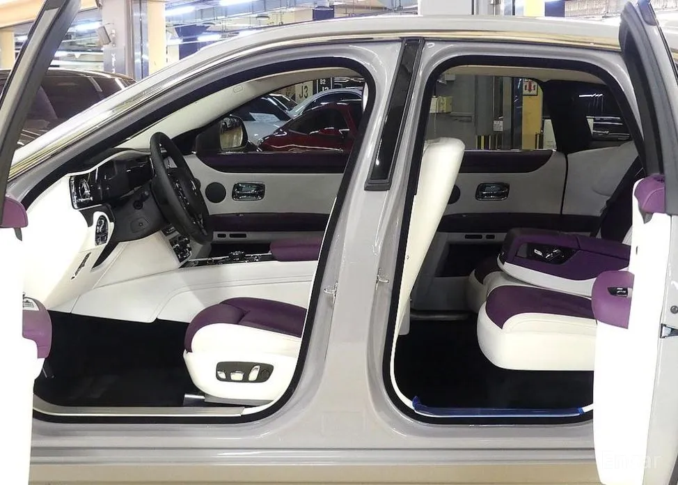 Rolls-Royce Ghost 2020 6.7 V12