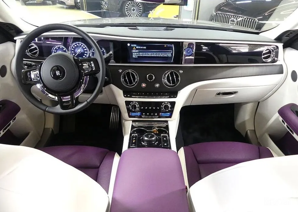 Rolls-Royce Ghost 2020 6.7 V12