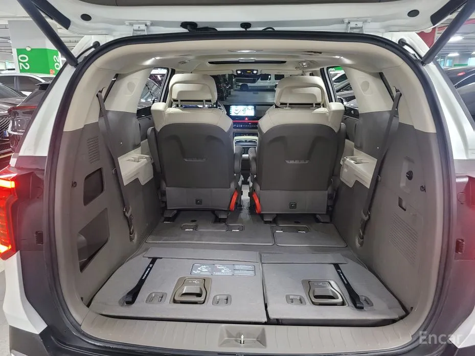 Kia Carnival 2023 Gasoline 7-Seater Signature