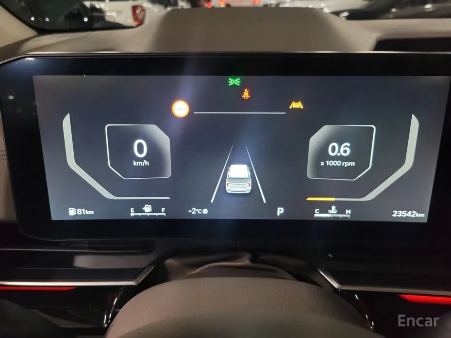 Kia Carnival 2023 Gasoline 7-Seater Signature