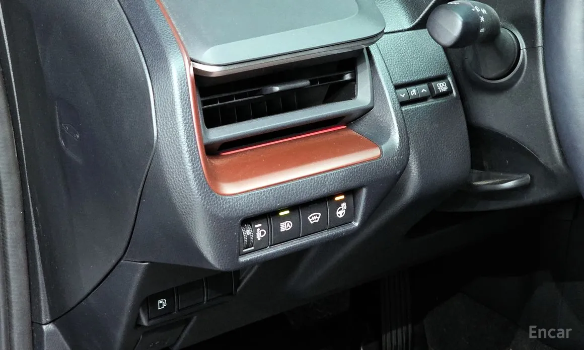 Toyota Prius 2023 2.0 PHEV XSE