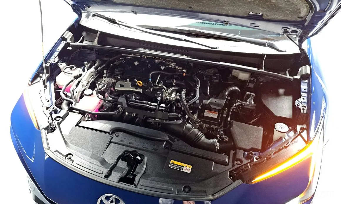 Toyota Prius 2023 2.0 PHEV XSE