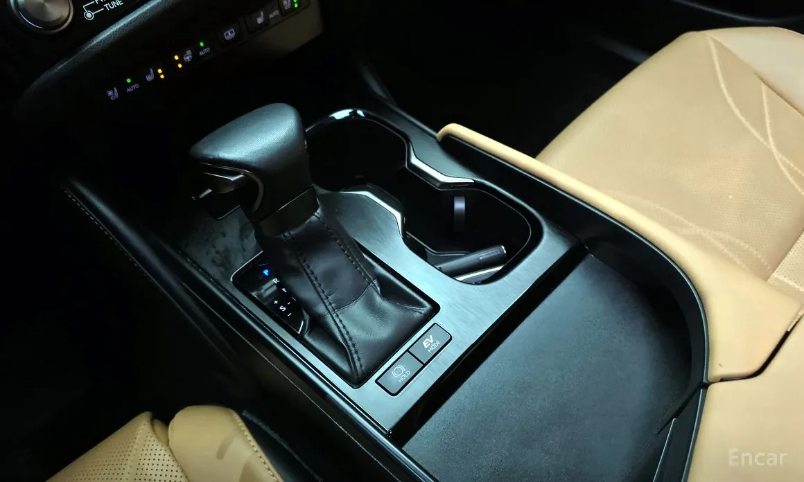 Lexus ES 2018 Luxury Plus