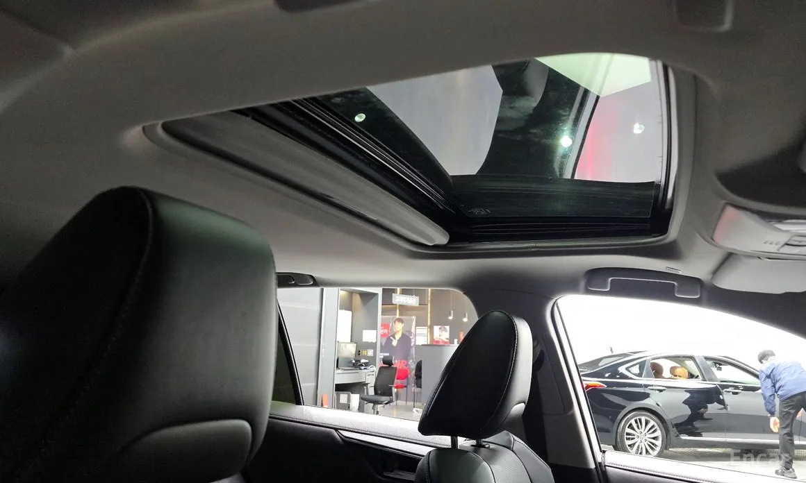 Toyota RAV4 2019 2,5 4WD Hybrid LTD