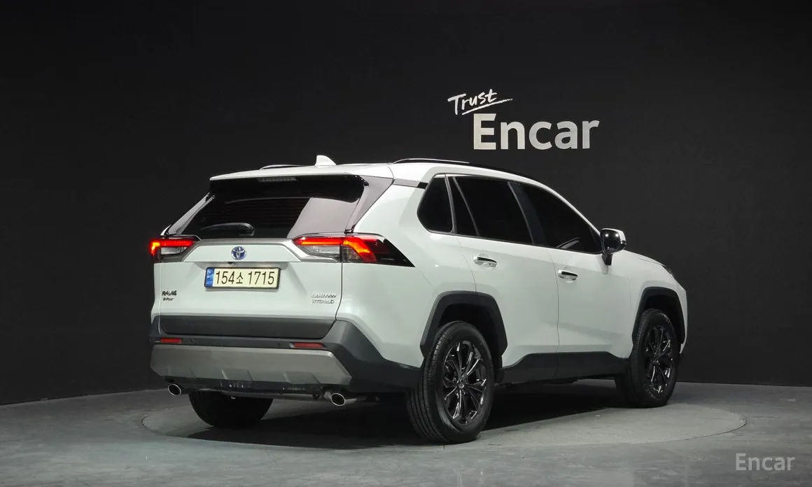 Toyota RAV4 2019 2,5 4WD Hybrid LTD