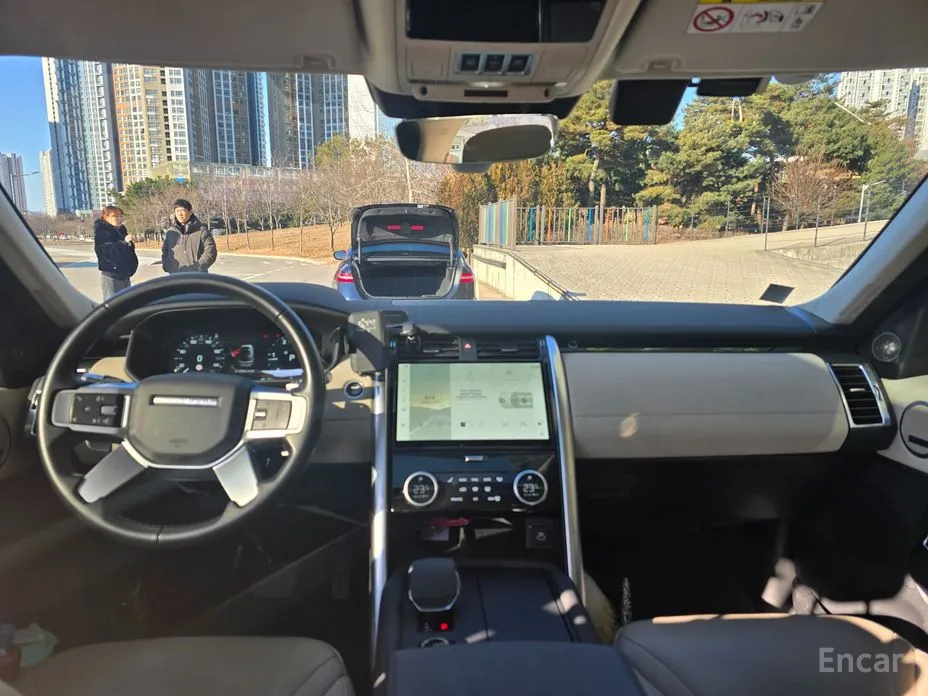 Land Rover Discovery 2017 D250 SE