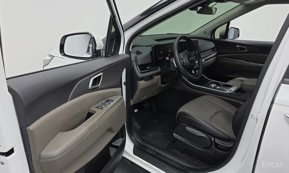 Kia Carnival 2023 9-Seater Prestige