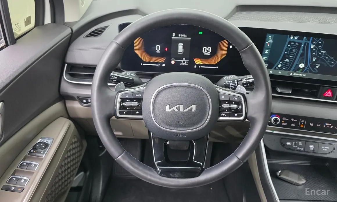 Kia Carnival 2023 9-Seater Prestige