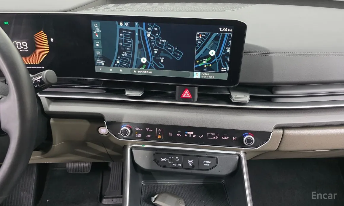 Kia Carnival 2023 9-Seater Prestige