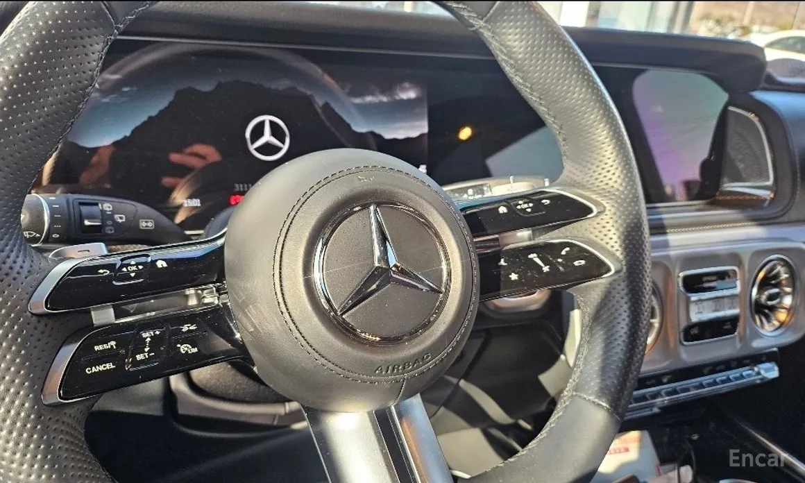 Mercedes-Benz G-Class 2024 G450d