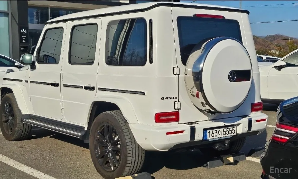 Mercedes-Benz G-Class 2024 G450d