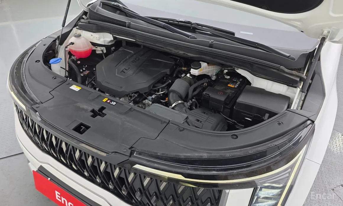 Kia Carnival 2023 9-Seater Prestige