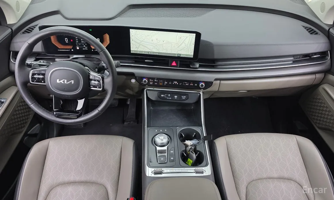Kia Carnival 2023 9-Seater Prestige